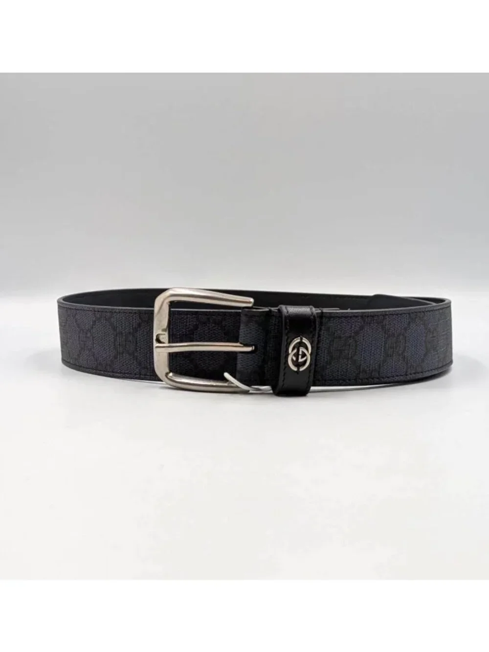 Gucci Men’s Interlocking G Supreme Calfskin W35mm Belt Dark Blue 120cm 673921